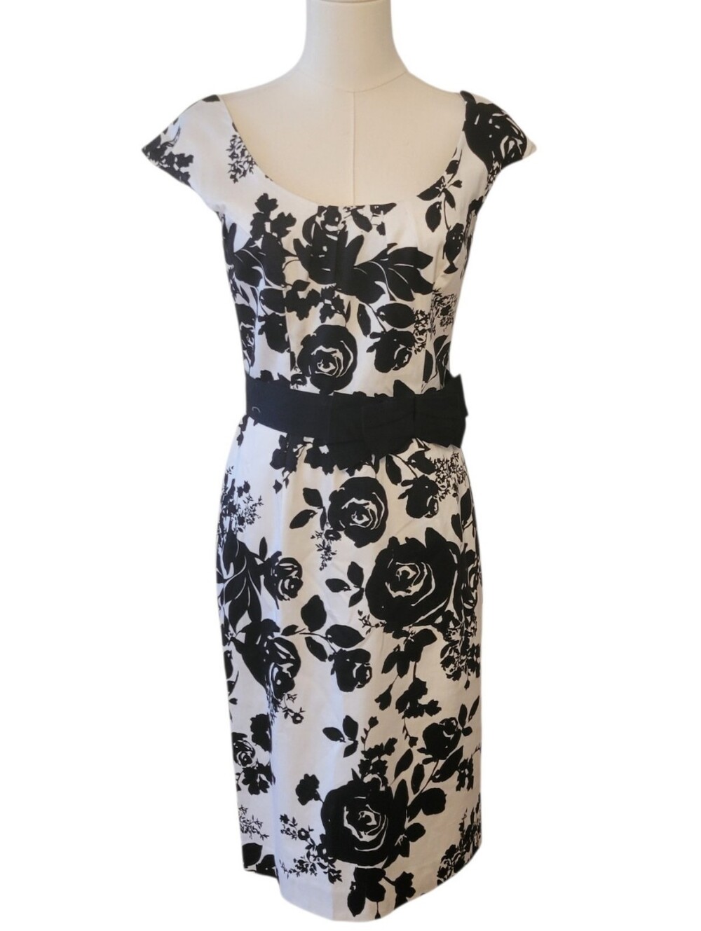 WHBM Black‎ & White Sleeveless Floral Sheath Dress Size 2